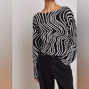 Wide Sleeve Knitted Top